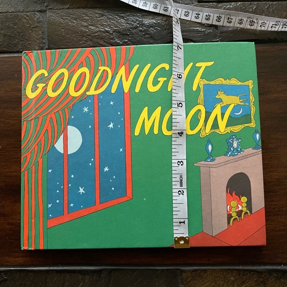 Kids Preferred 2017 Goodnight Moon Plush & Book - Picture 4 of 9